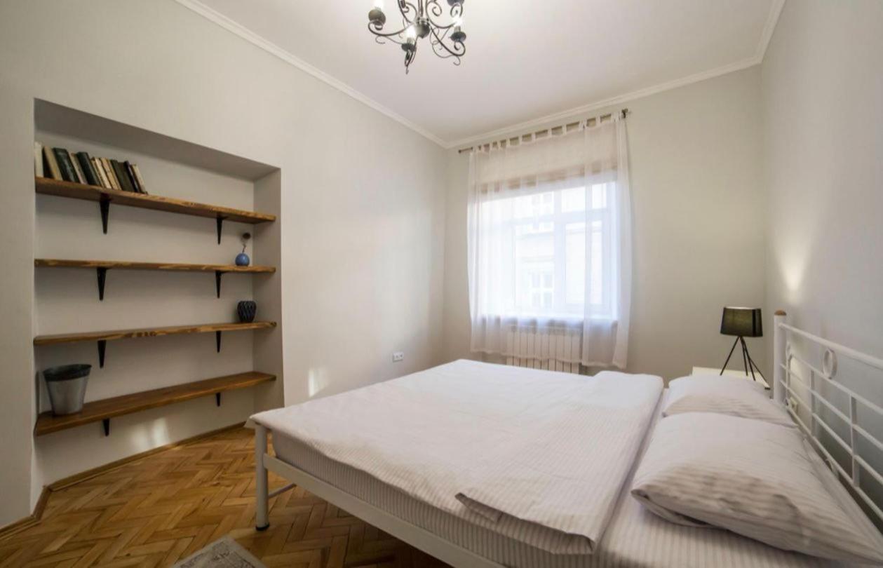 Vidfort Вірменська Lviv Luaran gambar